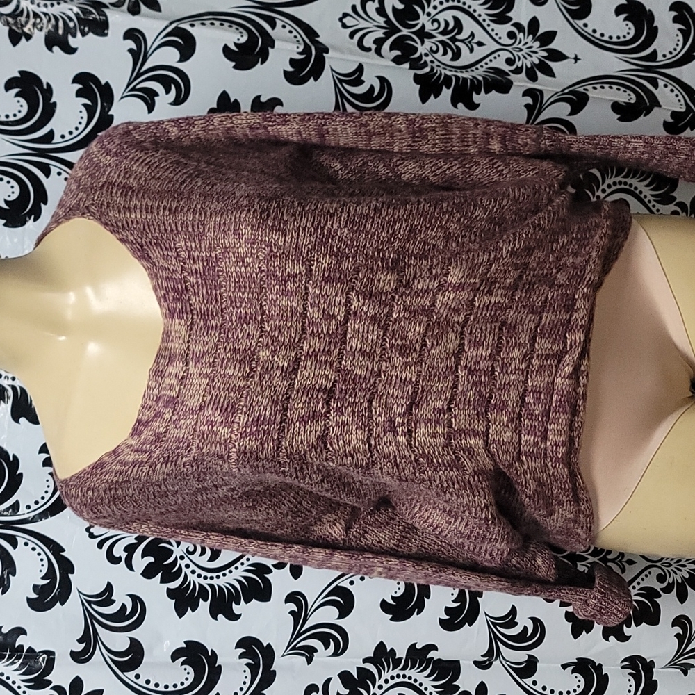 Size small top from Foreign Exchange